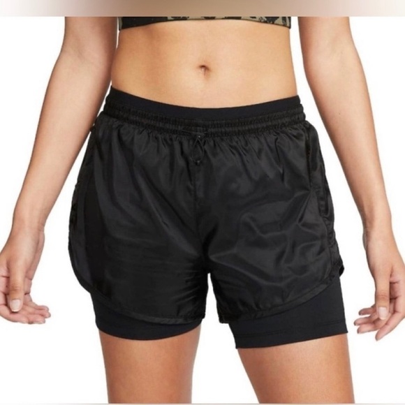 NWT NikeIcon Clash Tempo Luxe Black Running Shorts Medium, workout, athletic